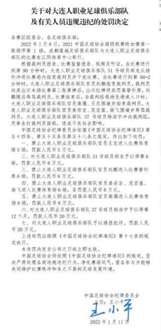 《爱情神话》片中，一众海派戏骨携手年轻新人，皆贡献出精准到位的鲜活演技